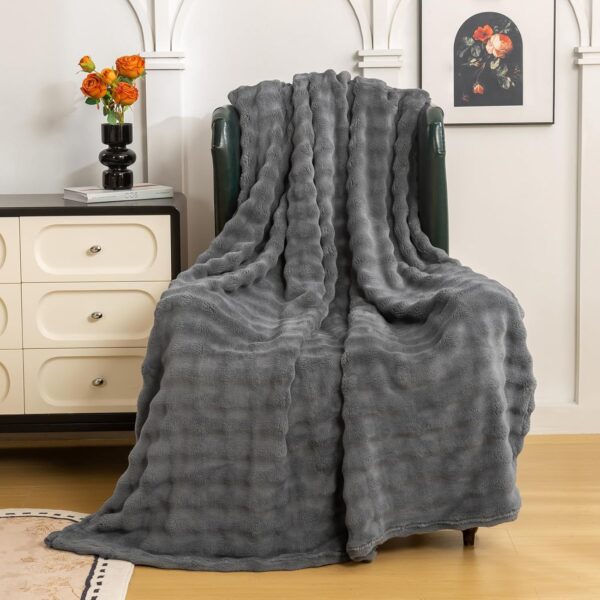 Faux Fur Throw Blanket with 3D Bubbles Super Soft Fuzzy Cozy Thick Blanket for Couch Chair Sofa Gift Home Décor(Grey,50 * 60inches) - Image 2